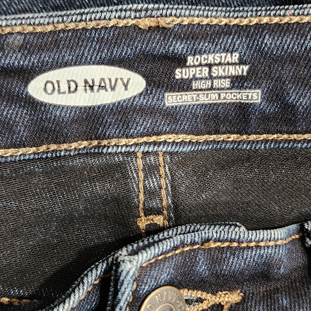 Old Navy Jeans. Rockstar Super Skinny High Rise. Size 6